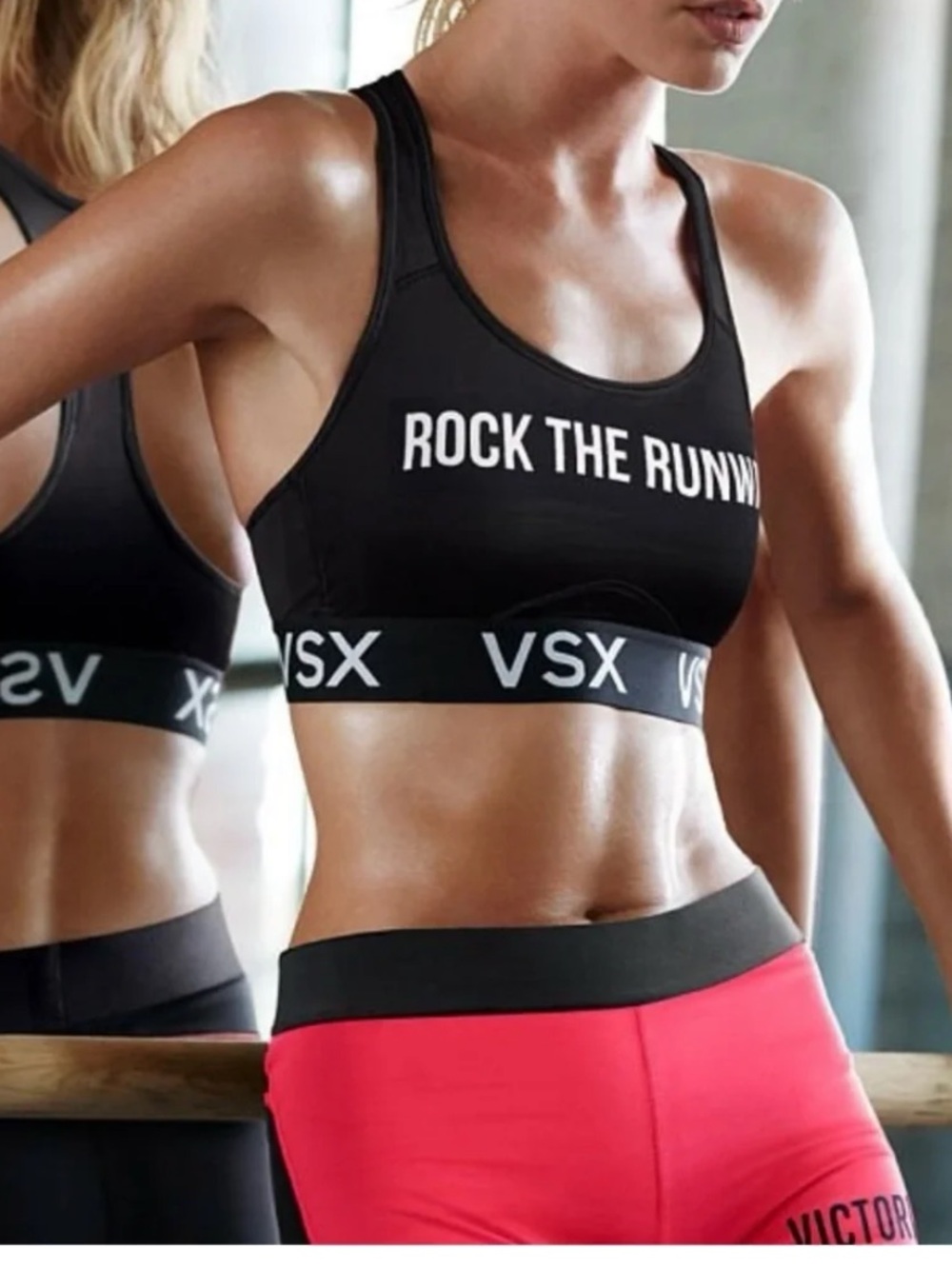 Victoria's Secret VSX Black white Rock The Runway unlined racerback sports bra S